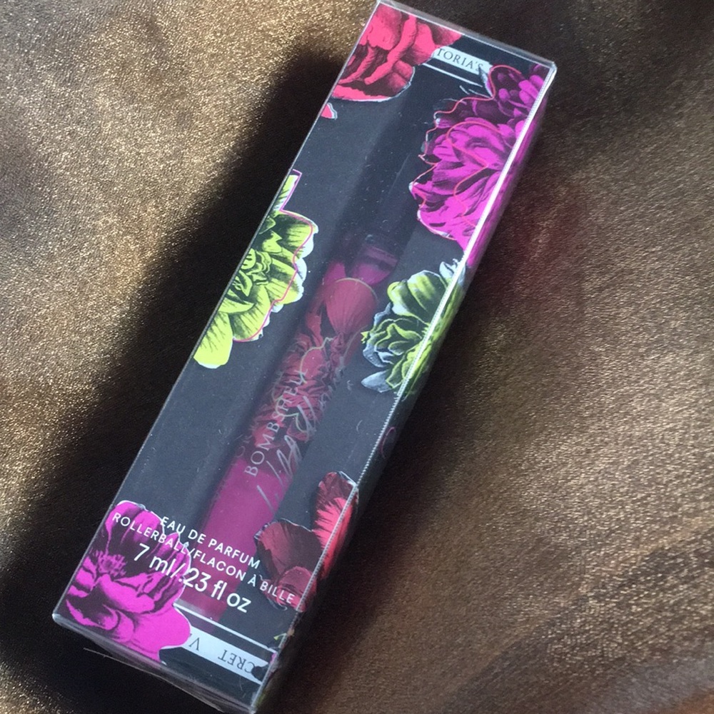 Victoria’s Secret bombshell Wild flower roller ball